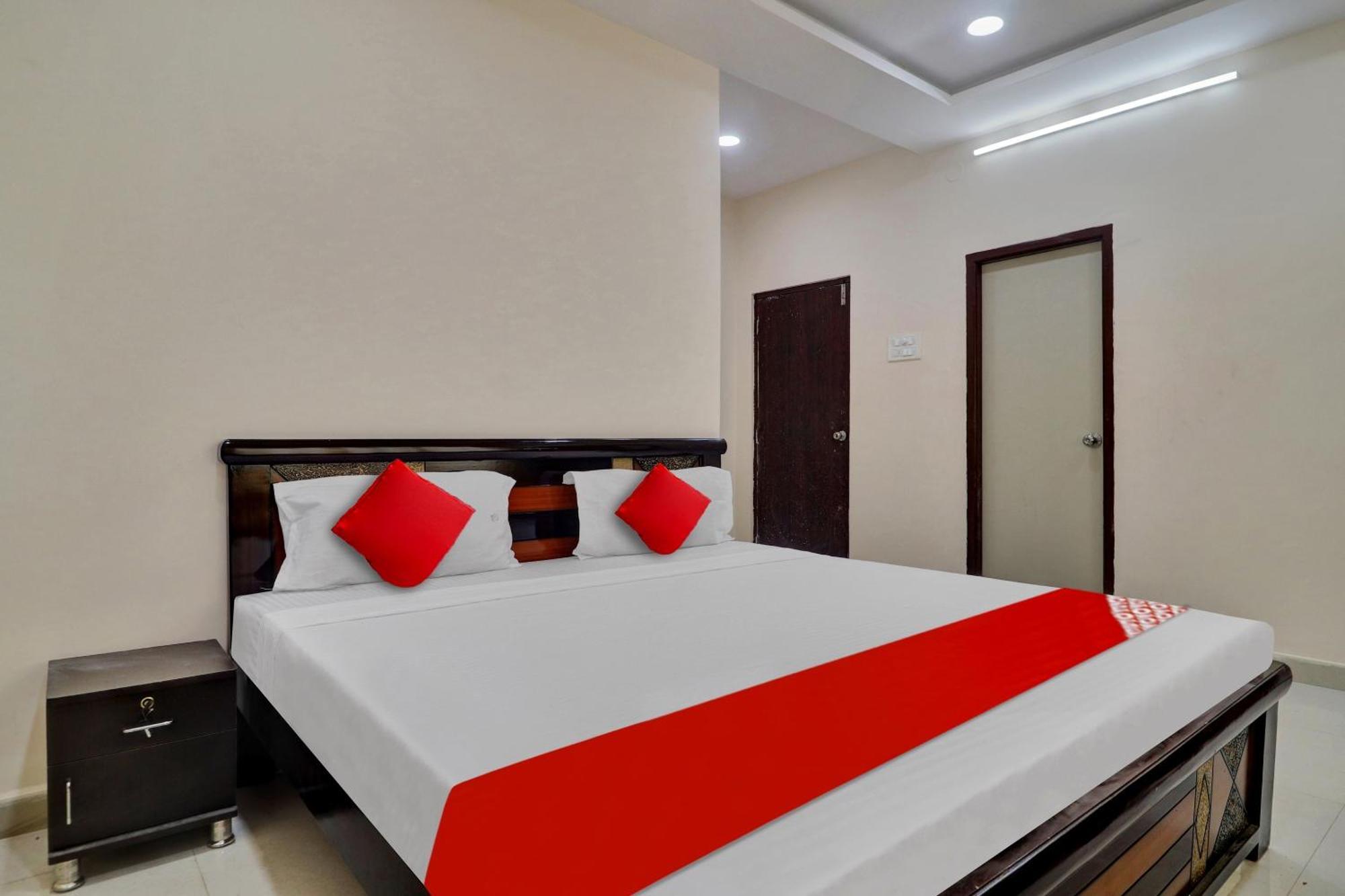 Hotel O Shri Ganesh Near By Himayatnagar,Ashok Nagar,Rtc X Roads Хайдарабад Экстерьер фото