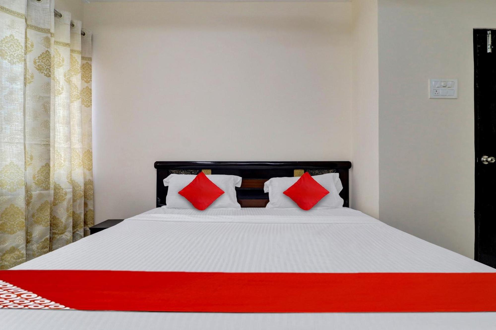 Hotel O Shri Ganesh Near By Himayatnagar,Ashok Nagar,Rtc X Roads Хайдарабад Экстерьер фото